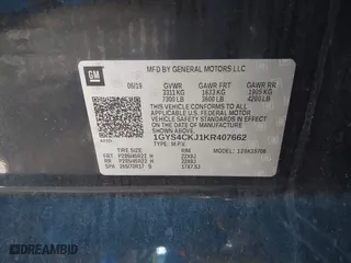 2019 Cadillac Escalade Premium Luxury with VIN 1GYS4CKJ1KR407662, listed as a IAAI auction lot 41519495 with 101,892 mi miles. Bid and sale history available at carsss.com. Image 9.