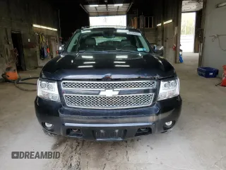 2009 Chevrolet Avalanche LTZ z VIN 3GNFK32099G228064, wystawiony jako Copart lot #55728085 z przebiegiem 162 389 mil mil oraz Szkoda całkowita • Salvage title. Historia ofert i sprzedaży dostępna na DreamBid. Obrazek 5.