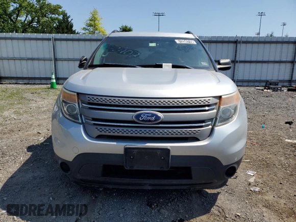 2013 Ford Explorer z VIN 1FM5K8B89DGC42988, wystawiony jako Copart lot #61204715 z przebiegiem 178 925 mil mil oraz Czysty tytuł • Clean title. Historia ofert i sprzedaży dostępna na DreamBid. Obrazek 5.
