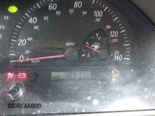 2004 Toyota Camry LE z VIN 4T1BE32K44U832767, wystawiony jako IAAI lot #42041228 z przebiegiem 185 778 mil mil oraz . Historia ofert i sprzedaży dostępna na DreamBid. Obrazek 7.