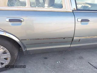 2005 Mercury Grand Marquis GS with VIN 2MEFM74WX5X627625, listed as a IAAI auction lot 41982651 with 87,044 mi miles and . Bid and sale history available at DreamBid. Image 6.