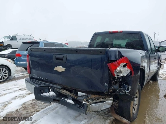 2008 Chevrolet Silverado 1500 Work Truck with VIN 1GCEC19XX8Z293125, listed as a IAAI auction lot 41540875 with 268,582 mi miles. Bid and sale history available at carsss.com. Image 13.