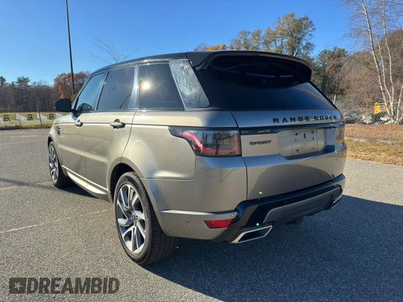 2018 Land Rover Range Rover Sport HSE Dynamic with VIN SALWV2SV1JA401013, listed as a Copart auction lot 80386324 with 120,506 mi miles and Clean Title. Bid and sale history available at carsss.com. Image 3.