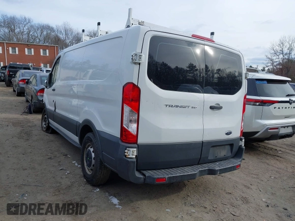 2015 Ford Transit Cargo with VIN 1FTNE1ZM1FKA69893, listed as a IAAI auction lot 41330596 with 234,974 mi miles. Bid and sale history available at carsss.com. Image 3.