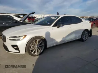 2021 Volvo S60 Momentum with VIN 7JR102FZ3MG118709, listed as a Copart auction lot 41132994 with 52,568 mi miles. Bid and sale history available at carsss.com. Image 1.