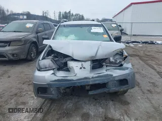 2003 Mitsubishi Outlander LS with VIN JA4LZ31G93U105062, listed as a IAAI auction lot 40978708 with 202,965 mi miles. Bid and sale history available at carsss.com. Image 12.