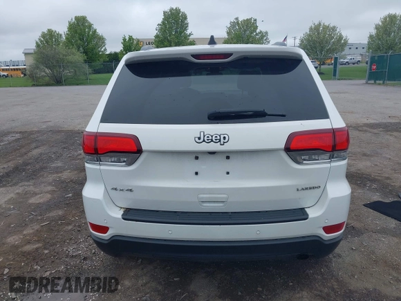 2020 Jeep Grand Cherokee Altitude z VIN 1C4RJFAGXLC125416, wystawiony jako IAAI lot #42216471 z przebiegiem 66 326 mil mil oraz . Historia ofert i sprzedaży dostępna na DreamBid. Obrazek 16.