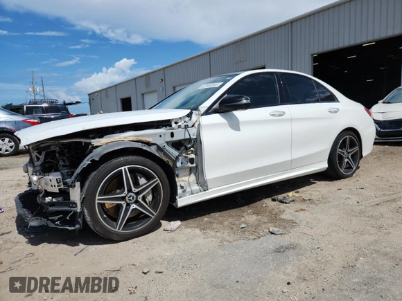 2018 Mercedes-Benz C 300 z VIN WDDWF4JB9JR376909, wystawiony jako Copart lot #62844555 z przebiegiem 80 150 mil mil oraz Szkoda całkowita • Salvage title. Historia ofert i sprzedaży dostępna na DreamBid. Obrazek 1.