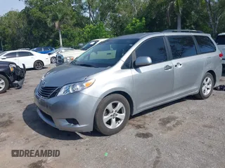 2012 Toyota Sienna LE AAS с VIN 5TDKK3DC7CS200870, выставлен на аукционе IAAI как лот 42394249 с пробегом 163 020 миль миль и . История ставок и продаж доступна на DreamBid. Изображение 2.