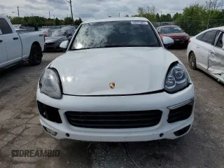 2017 Porsche Cayenne z VIN WP1AA2A24HKA81225, wystawiony jako Copart lot #55251585 z przebiegiem 80 828 mil mil oraz Szkoda całkowita • Salvage title. Historia ofert i sprzedaży dostępna na DreamBid. Obrazek 5.