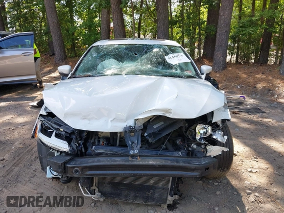 2018 Volkswagen Jetta SE with VIN 3VWDB7AJ1JM261886, listed as a IAAI auction lot 42486968 with Not provided miles and . Bid and sale history available at DreamBid. Image 13.