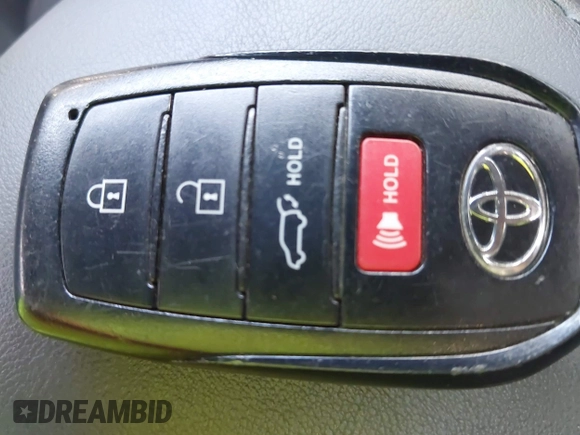 2023 Toyota Corolla Cross XLE z VIN 7MUDAABG1PV075110, wystawiony jako IAAI lot #42802303 z przebiegiem 41 869 mil mil oraz . Historia ofert i sprzedaży dostępna na DreamBid. Obrazek 11.