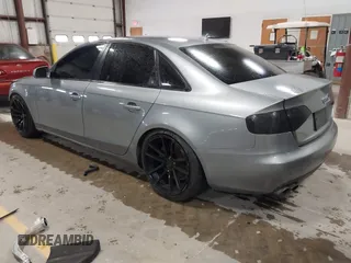 2010 Audi A4 Premium z VIN WAUDFAFL8AN028850, wystawiony jako IAAI lot #42319215 z przebiegiem Nie podano mil oraz . Historia ofert i sprzedaży dostępna na DreamBid. Obrazek 3.