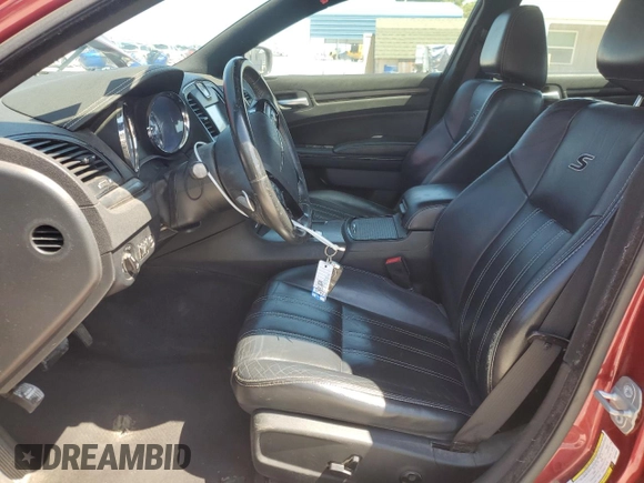 2014 Chrysler 300 S with VIN 2C3CCAGG1EH273551, listed as a Copart auction lot 52406725 with 160,213 mi miles and Clean title. Bid and sale history available at DreamBid. Image 7.