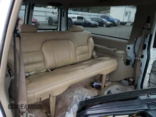 1997 Chevrolet Tahoe z VIN 3GNEC18R7VG122449, wystawiony jako Copart lot #85718304 z przebiegiem Nie podano mil oraz Szkoda całkowita • Salvage title. Historia ofert i sprzedaży dostępna na DreamBid. Obrazek 10.