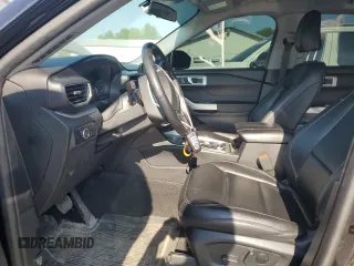 2023 Ford Explorer XLT with VIN 1FMSK8DH7PGB08372, listed as a Copart auction lot 62395205 with 63,257 mi miles and Salvage title. Bid and sale history available at DreamBid. Image 7.
