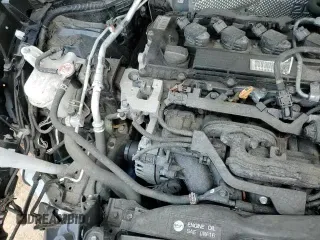 2022 Toyota Corolla Cross L with VIN 7MUAAABG2NV003719, listed as a Copart auction lot 59924905 with 29,733 mi miles and Salvage title. Bid and sale history available at DreamBid. Image 16.