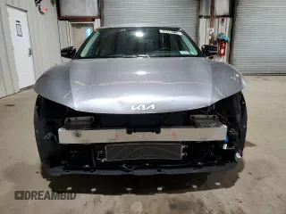 2024 Kia EV6 Wind with VIN KNDC34LA9R5201931, listed as a Copart auction lot 53256775 with 13,062 mi miles and Clean Title. Bid and sale history available at carsss.com. Image 5.