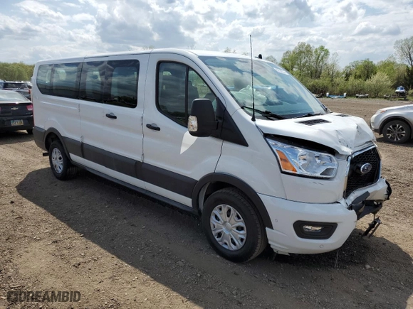 2021 Ford Transit Passenger Wagon XL with VIN 1FBAX2Y88MKA30996, listed as a Copart auction lot 52709324 with 86,753 mi miles and Salvage Title. Bid and sale history available at carsss.com. Image 4.