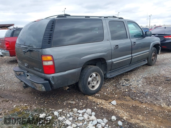 2002 Chevrolet Suburban LS with VIN 3GNEC16Z12G341471, listed as a IAAI auction lot 41458266 with 465,410 mi miles. Bid and sale history available at carsss.com. Image 4.