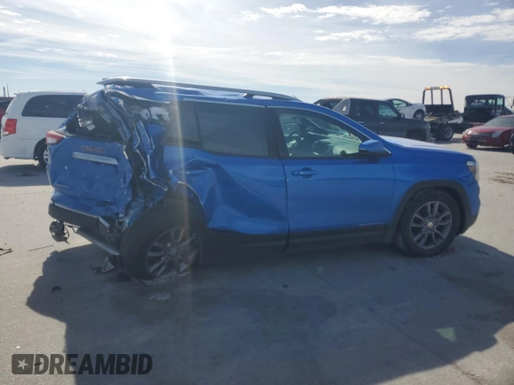 2024 GMC Terrain SLT z VIN 3GKALPEG5RL131553, wystawiony jako Copart lot #45976495 z przebiegiem 25 018 mil mil oraz Szkoda całkowita • Salvage title. Historia ofert i sprzedaży dostępna na DreamBid. Obrazek 3.