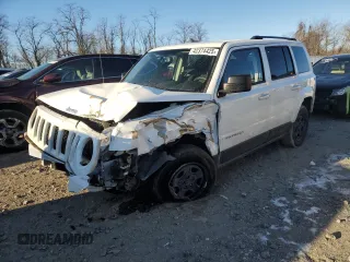 2017 Jeep Patriot 75th Anniversary with VIN 1C4NJRBB7HD107234, listed as a Copart auction lot 42374425 with 77,111 mi miles and Salvage Title. Bid and sale history available at carsss.com. Image 1.