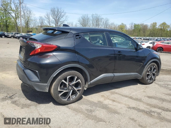 2020 Toyota C-HR LE z VIN JTNKHMBX1L1093317, wystawiony jako Copart lot #55286375 z przebiegiem 115 640 mil mil oraz Szkoda całkowita • Salvage title. Historia ofert i sprzedaży dostępna na DreamBid. Obrazek 3.