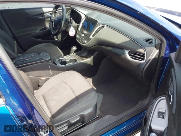 2019 Chevrolet Malibu LS z VIN 1G1ZB5ST3KF198264, wystawiony jako IAAI lot #42167300 z przebiegiem 154 583 mil mil oraz . Historia ofert i sprzedaży dostępna na DreamBid. Obrazek 5.