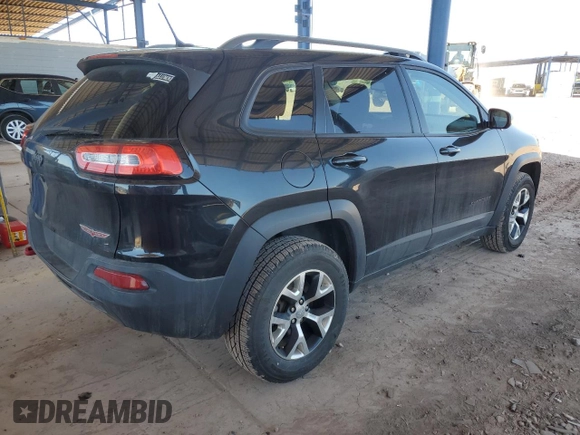 2015 Jeep Cherokee Trailhawk z VIN 1C4PJMBB9FW626895, wystawiony jako Copart lot #54787895 z przebiegiem 108 339 mil mil oraz Szkoda całkowita • Salvage title. Historia ofert i sprzedaży dostępna na DreamBid. Obrazek 3.