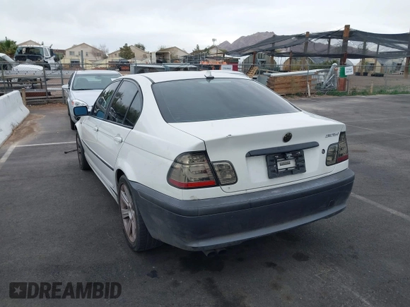 2004 BMW 3 Series 325i with VIN WBAET37444NJ45412, listed as a IAAI auction lot 41766838 with 1 mi miles. Bid and sale history available at carsss.com. Image 6.