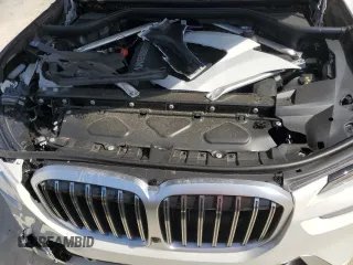 2025 BMW X7 xDrive40i z VIN 5UX23EM05S9W54965, wystawiony jako Copart lot #53542995 z przebiegiem 2 472 mil mil oraz Szkoda całkowita • Salvage title. Historia ofert i sprzedaży dostępna na DreamBid. Obrazek 12.