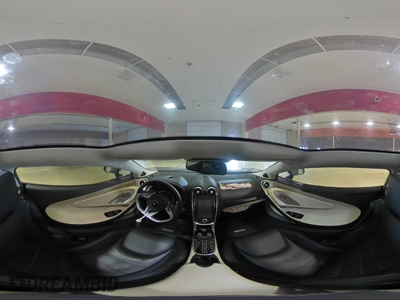 2023 McLaren GT z VIN SBM22GCAXPW002692, wystawiony jako Copart lot #41496504 z przebiegiem Nie podano mil oraz . Historia ofert i sprzedaży dostępna na DreamBid. Obrazek 13.