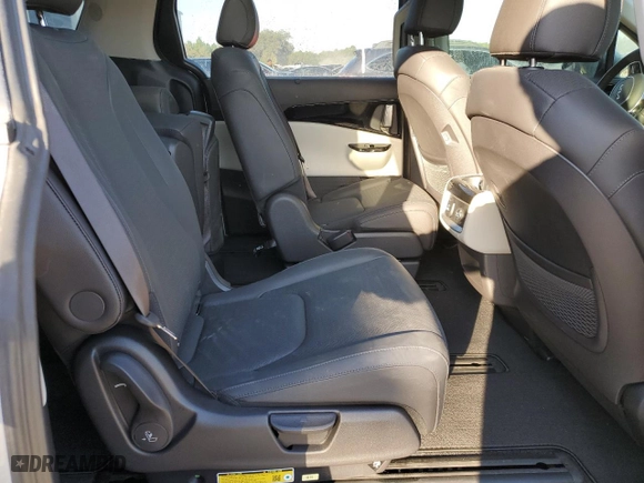 2024 Kia Carnival SX Prestige with VIN KNDNE5H3XR6424136, listed as a Copart auction lot 77401304 with 4,508 mi miles and Salvage Title. Bid and sale history available at carsss.com. Image 12.