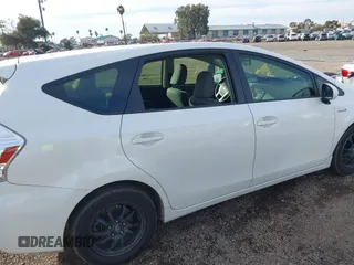 2014 Toyota Prius Two с VIN JTDZN3EU5E3302430, выставлен на аукционе IAAI как лот 41598749 с пробегом 165 886 миль миль и . История ставок и продаж доступна на DreamBid. Изображение 6.