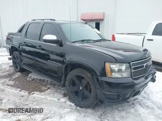 2007 Chevrolet Avalanche LS z VIN 3GNEC12067G291021, wystawiony jako IAAI lot #41575026 z przebiegiem 239 508 mil mil oraz . Historia ofert i sprzedaży dostępna na DreamBid. Obrazek 1.