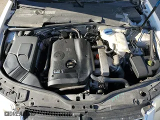 2003 Volkswagen Passat GLS with VIN WVWVD63B43E323839, listed as a Copart auction lot 81100434 with 164,795 mi miles and Salvage Title. Bid and sale history available at carsss.com. Image 11.