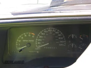 2000 GMC Denali with VIN 1GKEK13R1YR129862, listed as a IAAI auction lot 41833054 with 223,811 mi miles. Bid and sale history available at carsss.com. Image 15.