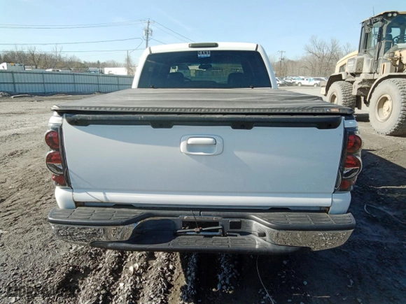 2006 Chevrolet Silverado 1500 LT1 with VIN 2GCEK13T861200827, listed as a Copart auction lot 47781385 with 164,997 mi miles and Salvage Title. Bid and sale history available at carsss.com. Image 6.