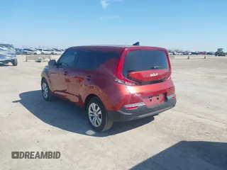 2022 Kia Soul LX with VIN KNDJ23AU4N7803183, listed as a IAAI auction lot 41601041 with 41,702 mi miles. Bid and sale history available at carsss.com. Image 3.