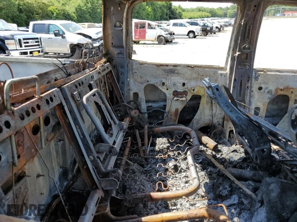 2019 Chevrolet Silverado 3500HD LTZ with VIN 1GC4KXEY4KF157095, listed as a Copart auction lot 59704654 with 0 mi miles and Salvage Title. Bid and sale history available at carsss.com. Image 10.