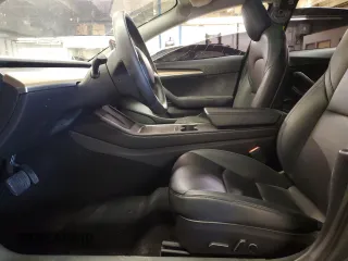 2022 Tesla Model 3 z VIN 5YJ3E1EAXNF313989, wystawiony jako Copart lot #88564835 z przebiegiem 35 407 mil mil oraz Szkoda całkowita • Salvage title. Historia ofert i sprzedaży dostępna na DreamBid. Obrazek 7.