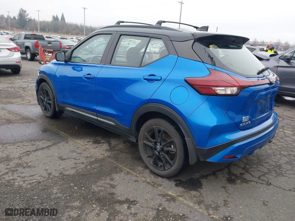 2022 Nissan Kicks SR with VIN 3N1CP5DVXNL507366, listed as a IAAI auction lot 41302567 with 43,268 mi miles. Bid and sale history available at carsss.com. Image 3.