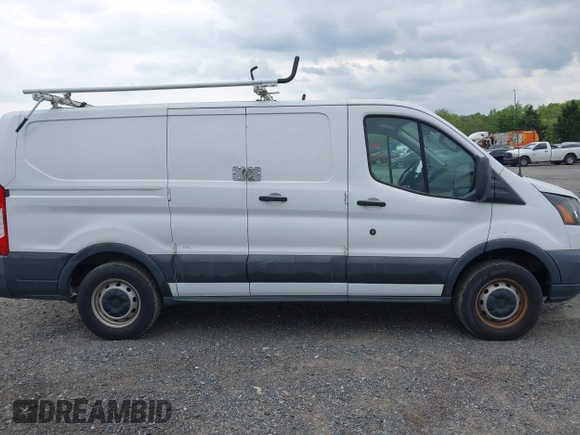 2016 Ford Transit Cargo with VIN 1FTYE1ZM8GKA63622, listed as a IAAI auction lot 41887397 with 153,206 mi miles and . Bid and sale history available at carsss.com. Image 13.
