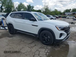 2024 Volkswagen Atlas Peak Edition SEL with VIN 1V2GR2CA0RC602704, listed as a Copart auction lot 57132995 with 11,474 mi miles and Salvage title. Bid and sale history available at DreamBid. Image 4.