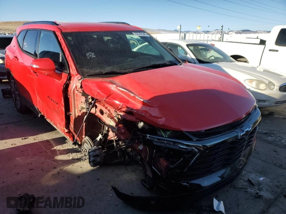 2024 Chevrolet Blazer RS with VIN 3GNKBKRS2RS125968, listed as a Copart auction lot 88042545 with 4,584 mi miles and Salvage title. Bid and sale history available at DreamBid. Image 4.