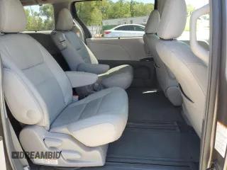 2017 Toyota Sienna XLE Auto Access Seat with VIN 5TDYZ3DC4HS774775, listed as a Copart auction lot 50581175 with 70,859 mi miles and Salvage Title. Bid and sale history available at carsss.com. Image 11.