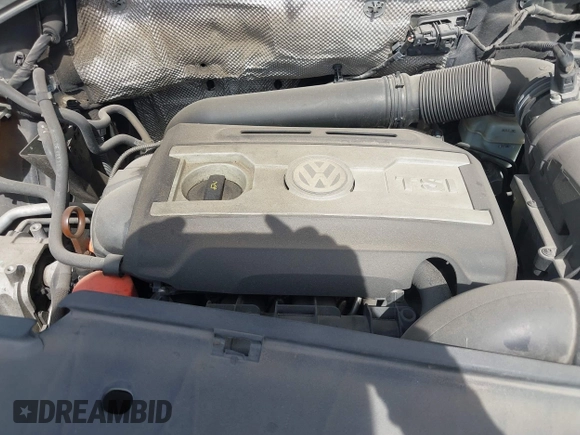 2012 Volkswagen Tiguan SE with VIN WVGAV7AX6CW521960, listed as a IAAI auction lot 42249355 with 118,496 mi miles and . Bid and sale history available at DreamBid. Image 10.
