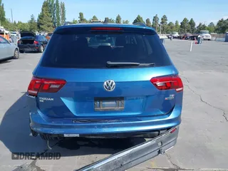 2018 Volkswagen Tiguan SEL with VIN 3VV2B7AX9JM204108, listed as a IAAI auction lot 42504747 with 87,379 mi miles and . Bid and sale history available at DreamBid. Image 16.