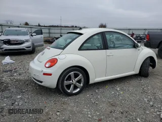 2008 Volkswagen Beetle with VIN 3VWFG31C98M518226, listed as a Copart auction lot 82025464 with 109,510 mi miles and Salvage Title. Bid and sale history available at DreamBid. Image 3.