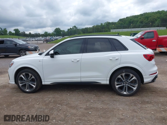 2022 Audi Q3 S line Premium Plus with VIN WA1EECF39N1025078, listed as a IAAI auction lot 42210251 with 28,841 mi miles and . Bid and sale history available at DreamBid. Image 14.